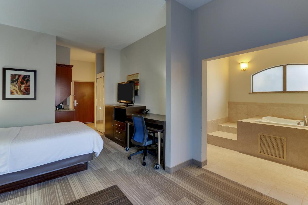 Holiday Inn Express Hotel & Suites Dayton-Centerville By Ihg Exterior photo