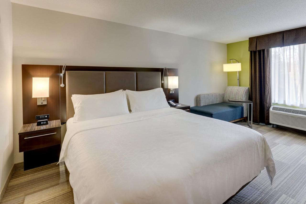 Holiday Inn Express Hotel & Suites Dayton-Centerville By Ihg Exterior photo