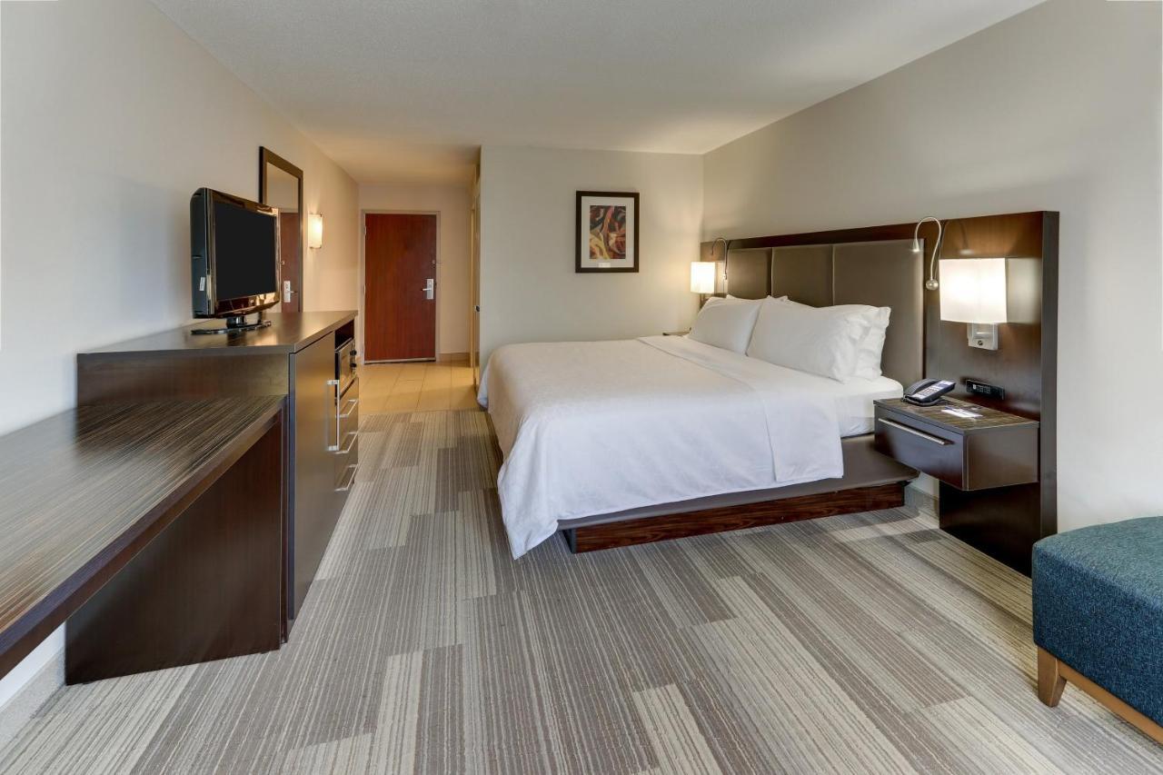 Holiday Inn Express Hotel & Suites Dayton-Centerville By Ihg Exterior photo