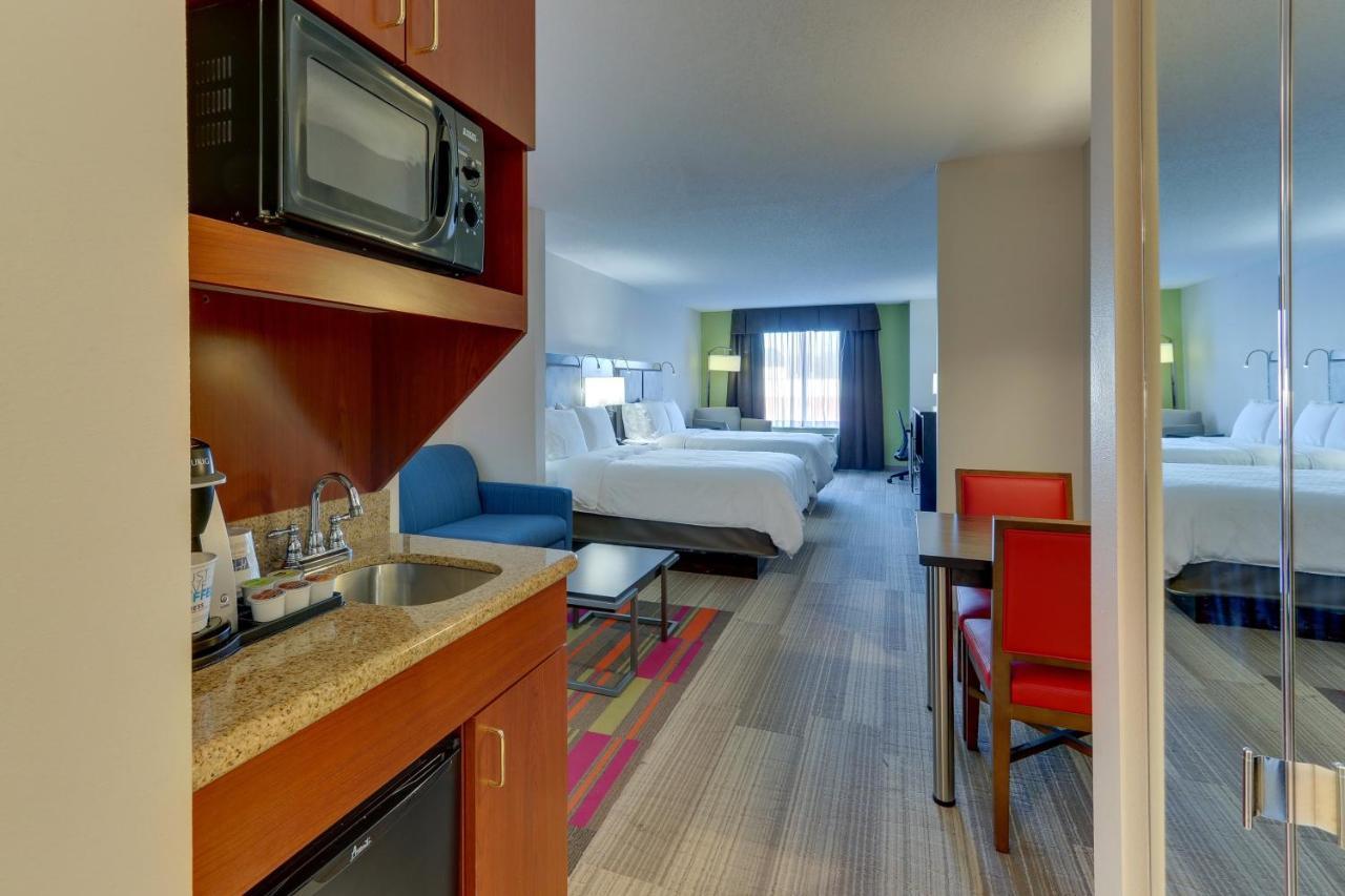 Holiday Inn Express Hotel & Suites Dayton-Centerville By Ihg Exterior photo