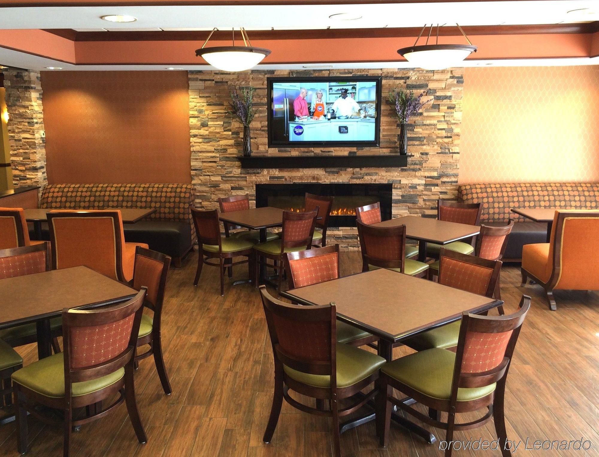 Holiday Inn Express Hotel & Suites Dayton-Centerville By Ihg Exterior photo