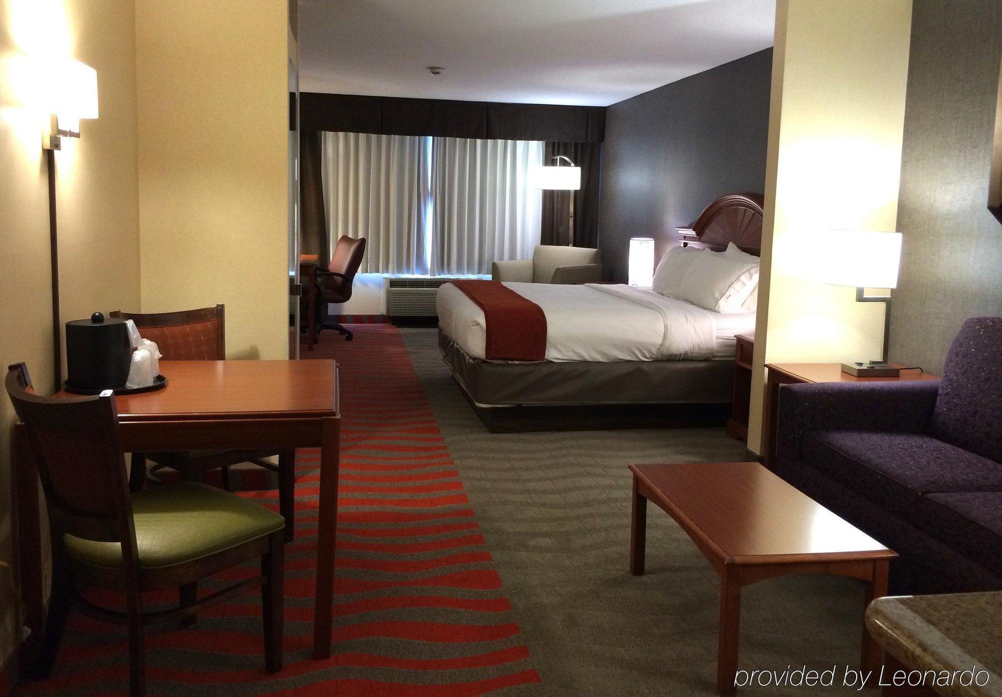 Holiday Inn Express Hotel & Suites Dayton-Centerville By Ihg Exterior photo