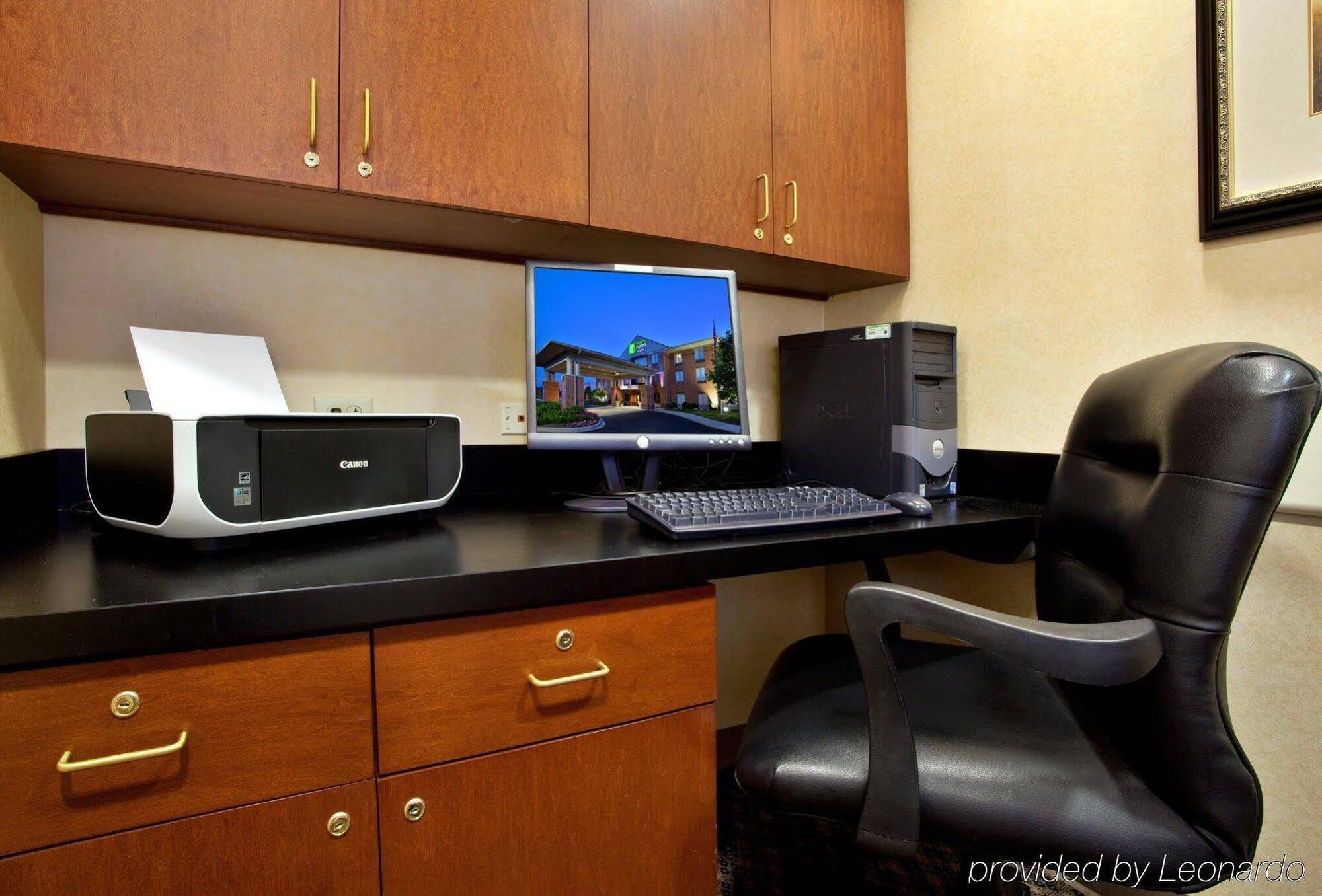 Holiday Inn Express Hotel & Suites Dayton-Centerville By Ihg Exterior photo